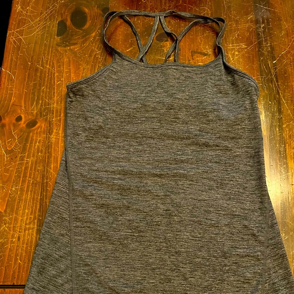 Gaiam size S SPORTS TANK built in shelf bra